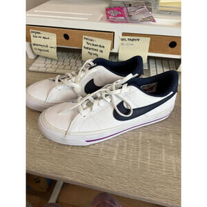Women's Nike Canvas Shoes size 6Y/W7.5
